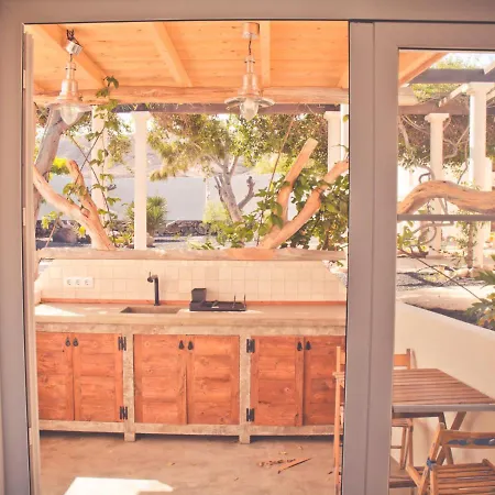 Gartenappartement - Tierra - Surf & Yoga Villa La Pared  Exterior photo